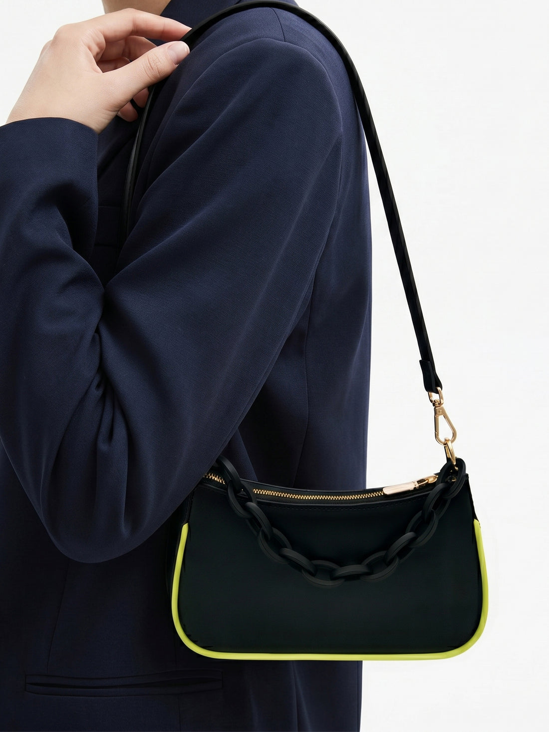 Vela Shoulder Bag